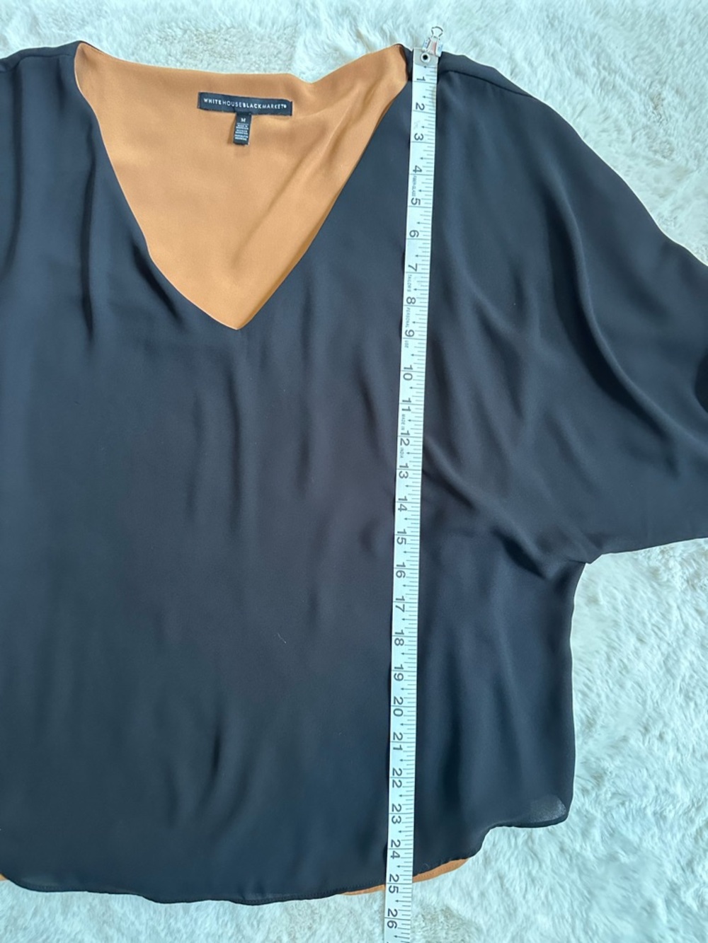 WHITE HOUSE BLACK MARKET Colorblock Blouse Black Camel V-Neck Flowy Top Medium - Picture 5 of 10